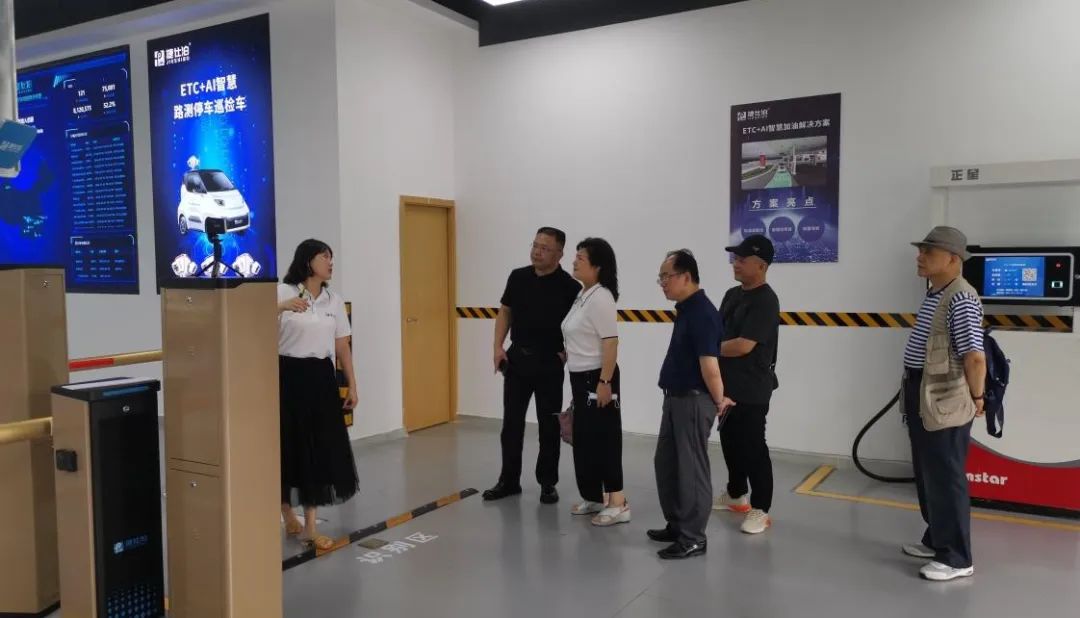 1656921799459735.jpg 1656921799459735.jpg